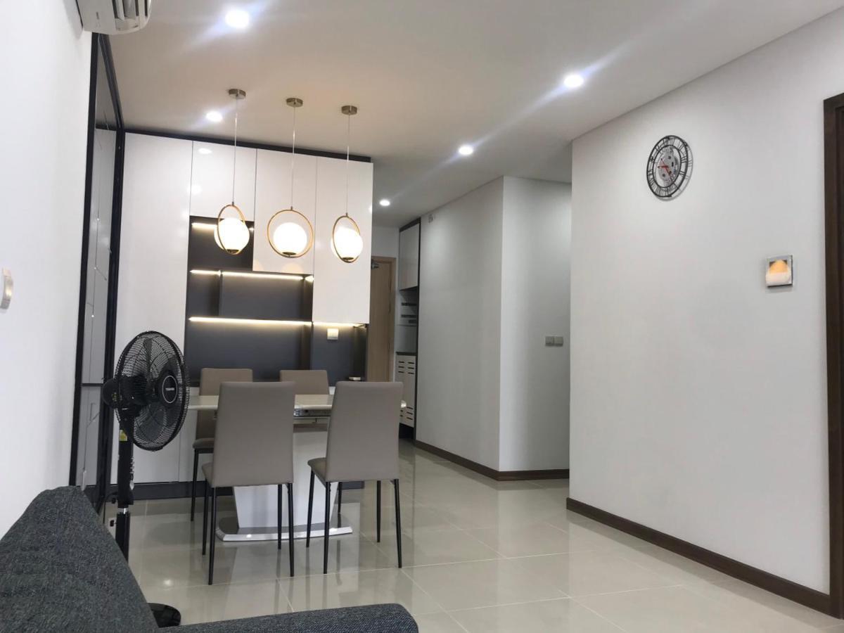 Qhome Dlux 2Pn Ho-Chi-Minh-Stadt Exterior foto